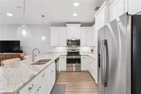 300 Second St E #E, Darien, GA 31305 photo 9