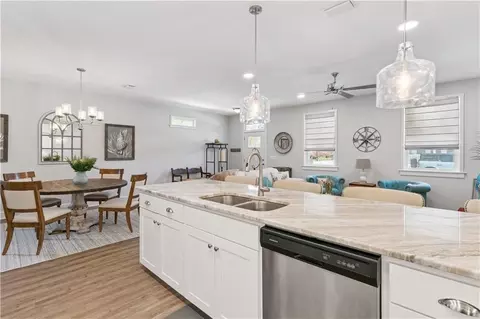 300 Second St E #E, Darien, GA 31305 photo 10