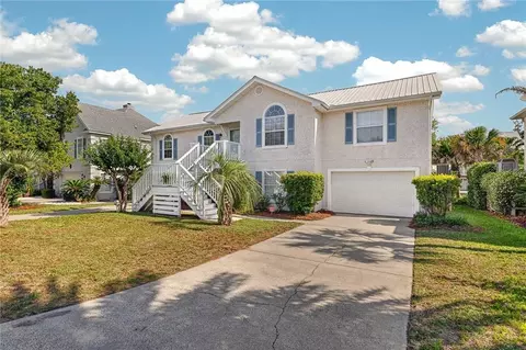 105 Thompson Cv, Saint Simons Island, GA 31522