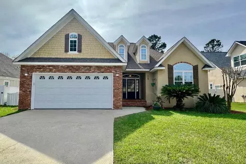 115 Madeira Ln, Brunswick, GA 31523