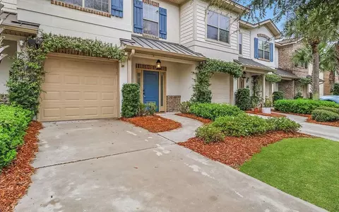 304 Reserve Ln, Saint Simons Island, GA 31522