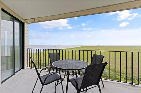1 Marina Dr #307, Saint Simons Island, GA 31522