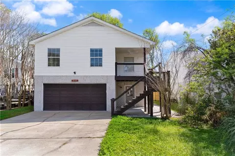 232 Georgia St, Saint Simons Island, GA 31522