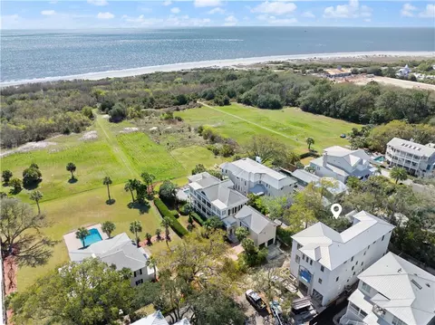 4217 4th St, Saint Simons Island, GA 31522