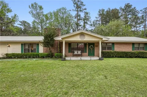 223 S Sheffield St, Kingsland, GA 31548