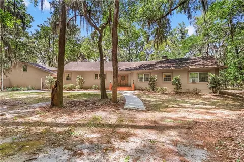 1647 W Black Island Rd, Darien, GA 31305