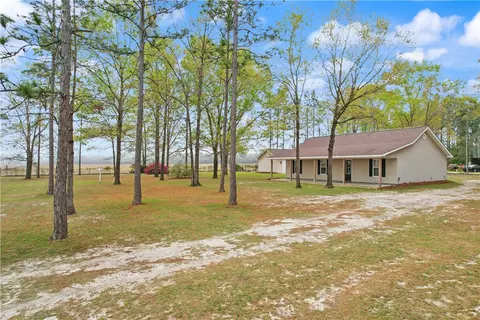 46 Christopher Cir, Nahunta, GA 31553