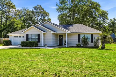 324 Crossbridge Dr, Brunswick, GA 31525