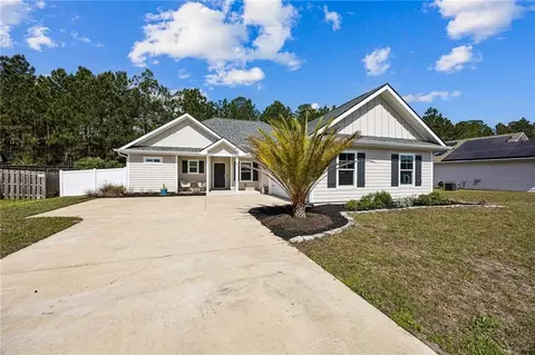 611 Victorias Cir, Saint Marys, GA 31558