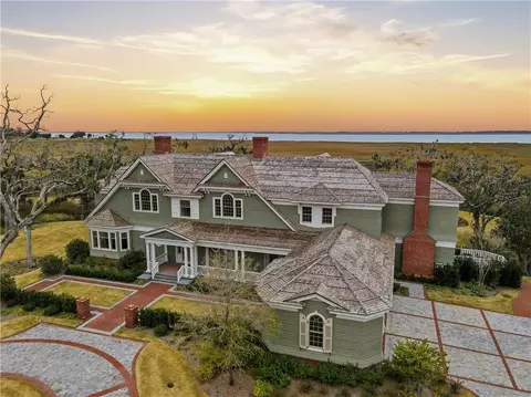 Exterior - 144 Point Ln, Saint Simons Island, GA 31522 photo 32 of 33