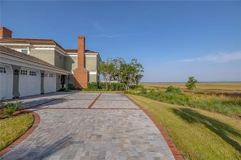 Exterior - 144 Point Ln, Saint Simons Island, GA 31522 photo 12 of 33