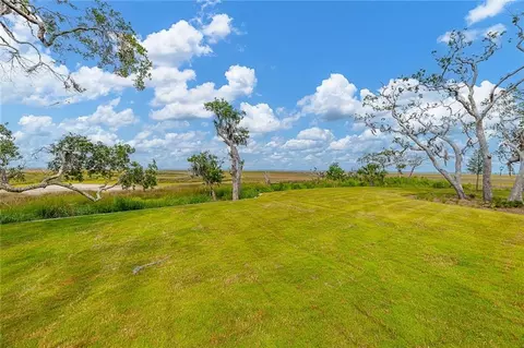 Exterior - 144 Point Ln, Saint Simons Island, GA 31522 photo 24 of 33