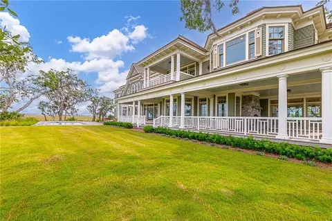 Exterior - 144 Point Ln, Saint Simons Island, GA 31522 photo 22 of 33