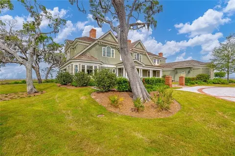 Exterior - 144 Point Ln, Saint Simons Island, GA 31522 photo 16 of 33