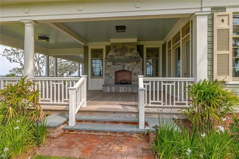 Exterior - 144 Point Ln, Saint Simons Island, GA 31522 photo 18 of 33