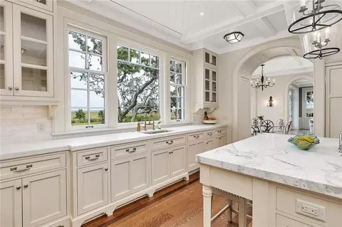 Kitchen - 144 Point Ln, Saint Simons Island, GA 31522 photo 3 of 3