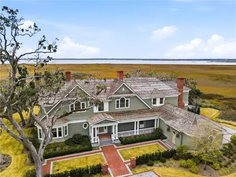 Exterior - 144 Point Ln, Saint Simons Island, GA 31522 photo 31 of 33