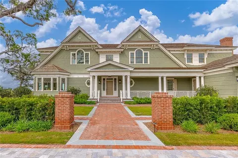 Exterior - 144 Point Ln, Saint Simons Island, GA 31522 photo 8 of 33