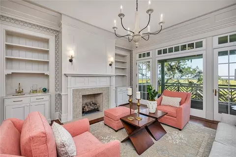 Living - 144 Point Ln, Saint Simons Island, GA 31522 photo 7 of 8