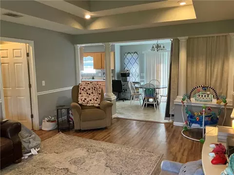 Living - 4078 Meadow Cir, Blackshear, GA 31516 photo 1 of 1