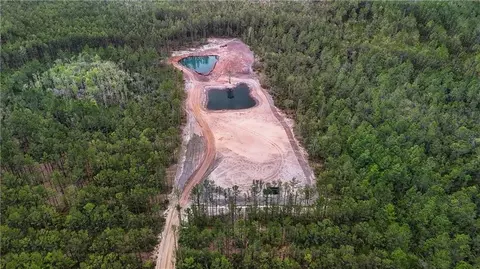 5351 Ga-110 Hwy E, Waynesville, GA 31566