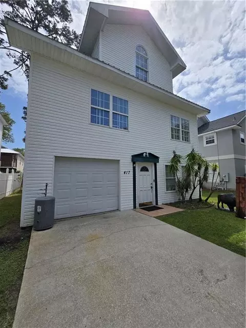 417 Holly St, Saint Simons Island, GA 31522