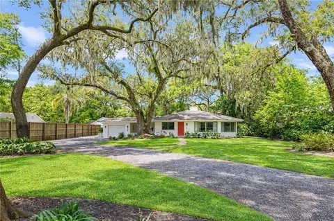 205 Youngwood Dr, Saint Simons Island, GA 31522