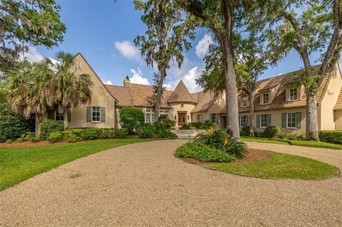 117 Hawkins Island Cir, Saint Simons Island, GA 31522