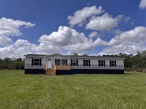 6401 Riverside Rock Rd, Nahunta, GA 31553