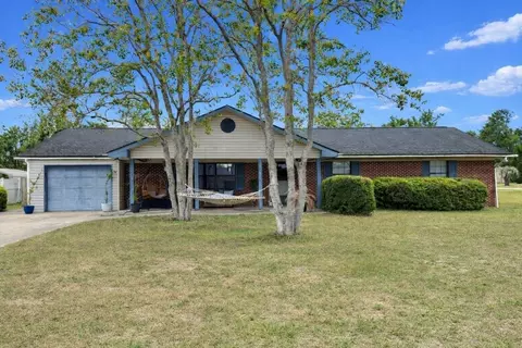 131 Fawn Ln, Blackshear, GA 31516