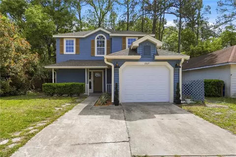 207 Millers Trace Dr, Saint Marys, GA 31558