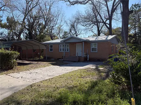 2715 Stonewall St, Brunswick, GA 31520