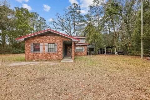 412 S Willow St, Jesup, GA 31546