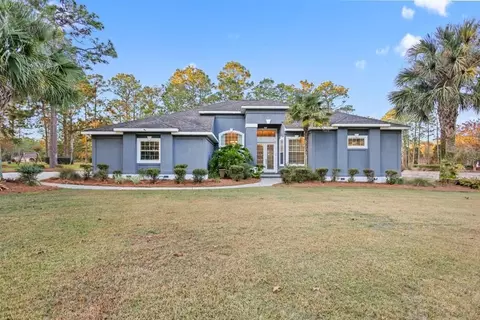 49 Pine Forest Dr, Jesup, GA 31546