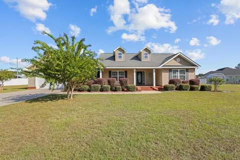 143 Caleb Cir, Jesup, GA 31545