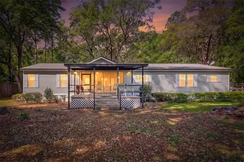 149 Dorothy Cir, Waynesville, GA 31566