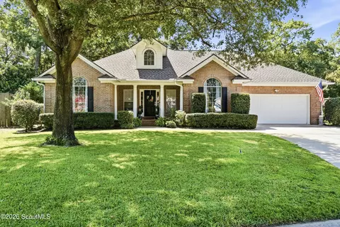 123 Hillcrest Ct, Saint Simons Island, GA 31522