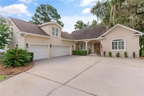 111 Chinquapin Dr, Brunswick, GA 31523