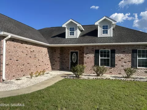201 Roswell Dr, Brunswick, GA 31525