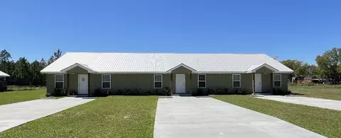 4719 Otter Creek Cir, Blackshear, GA 31516