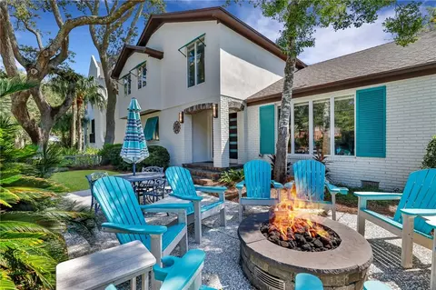 1626 Bruce Dr, Saint Simons Island, GA 31522
