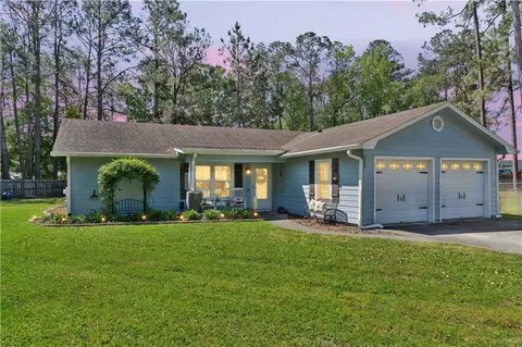 115 Pineneedle Ct, Kingsland, GA 31548
