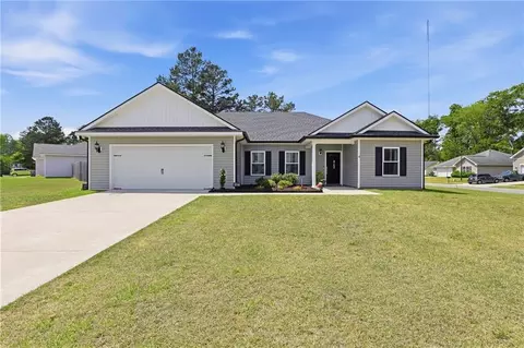 65 Kayton Ct, Pembroke, GA 31321