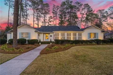 1500 Saint Marys Dr, Waycross, GA 31501
