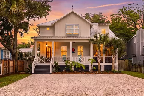 1136 Peachtree St, Saint Simons Island, GA 31522