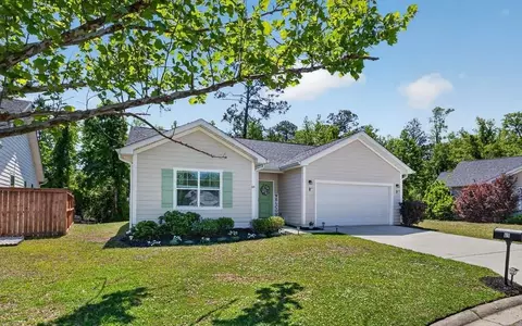 65 Greyfield Dr, Brunswick, GA 31525