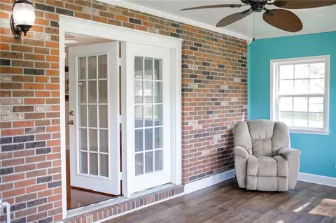 Exterior - 2110 Ware St, Blackshear, GA 31516 photo 6 of 11