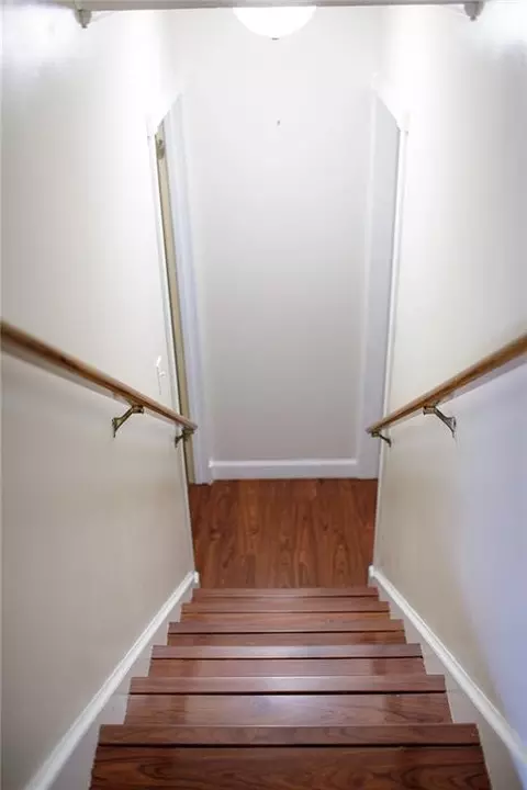 Entry Way - 2110 Ware St, Blackshear, GA 31516 photo 6 of 7