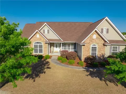 6332 Sun Dell Cir, Blackshear, GA 31516