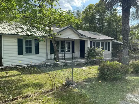 321 W Blackshear Ave, Waycross, GA 31501